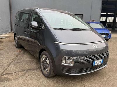 Nuova Hyundai Staria 160 CV (117 kW) 2025 Grigio Monovolume