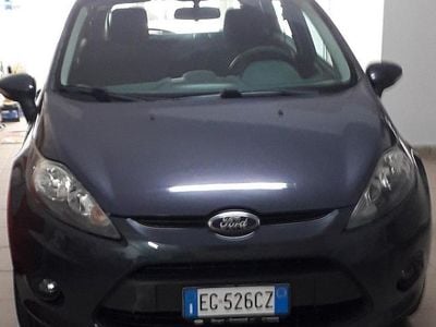 Usata Ford Fiesta 60 CV (44 kW) 2010 Blu Utilitaria