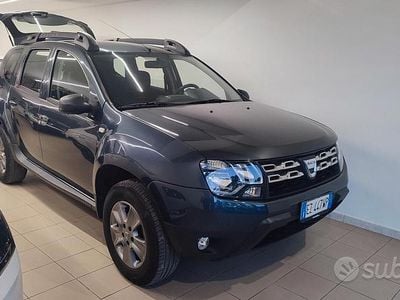 Usata Dacia Duster 110 CV (80 kW) 2015 Grigio SUV