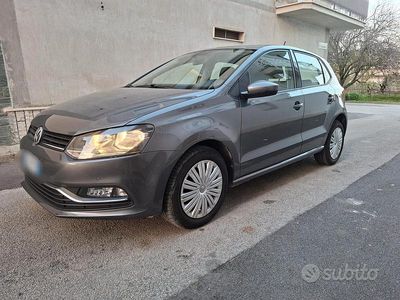Grigio Usata 2017 VW Polo Trendline Berlina | 9750 € (Buon prezzo)