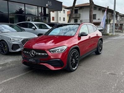 Usata Mercedes GLA200 Premium 150 CV (110 kW) 2021 Rosso SUV