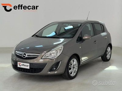 Usata Opel Corsa 86 CV (63 kW) 2012 Grigio Utilitaria