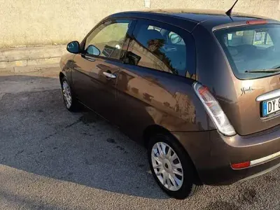 Usata Lancia Ypsilon 77 CV (56 kW) 2009 Utilitaria