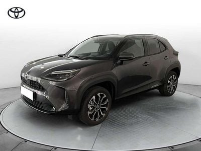 Usata Toyota Yaris Cross Trend 92 CV (67 kW) 2024 Grigio SUV