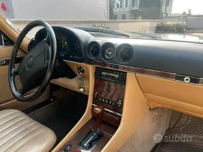 Usata Mercedes 560 1988 Marrone Cabrio