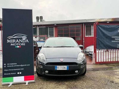 Usata Fiat Punto Lounge 69 CV (50 kW) 2016 Grigio Utilitaria