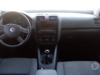 VW Golf V