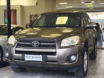 Usata Toyota RAV4 Luxury 150 CV (110 kW) 2010 Oro SUV
