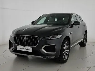Usata Jaguar F-Pace R-Dynamic 204 CV (150 kW) 2022 Grigio scuro SUV
