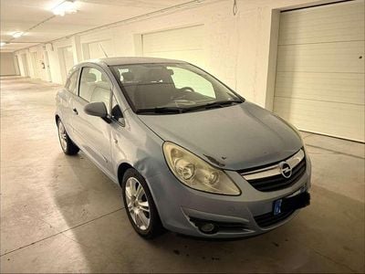Blu/azzurro Usata 2007 Opel Corsa Enjoy Berlina | 2500 € (Buon prezzo)