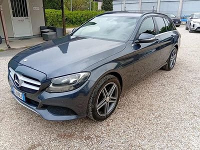 Gebraucht Mercedes C180 Exclusive 116 PS (85 kW) 2015 Grau Kombi
