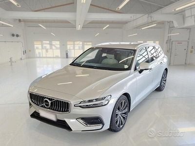 Bianco Usata 2020 Volvo V60 Inscription Station wagon | 21.650 € (Ottimo prezzo)