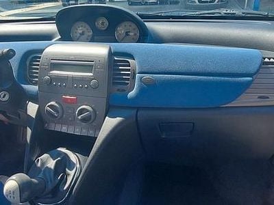 Usata Lancia Ypsilon 70 CV (51 kW) 2006 Beige Utilitaria