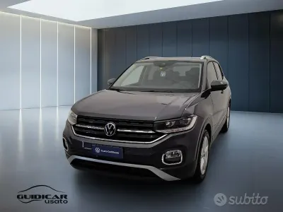 Usata VW T-Cross Advance 110 CV (80 kW) 2023 Grigio SUV