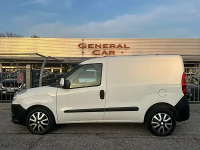 Usata Fiat Doblò 120 CV (88 kW) 2012 Bianco Monovolume