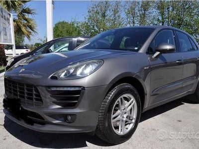 Porsche Macan S