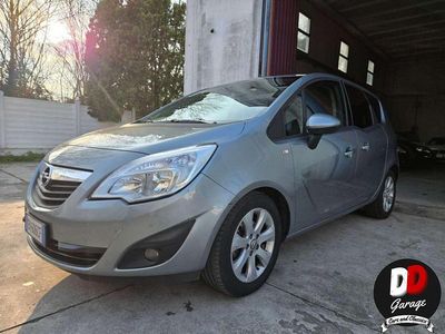 Usata Opel Meriva Cosmo 95 CV (69 kW) 2012 Argento Monovolume