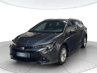 Usata Toyota Corolla Active 98 CV (72 kW) 2024 Grigio Station wagon