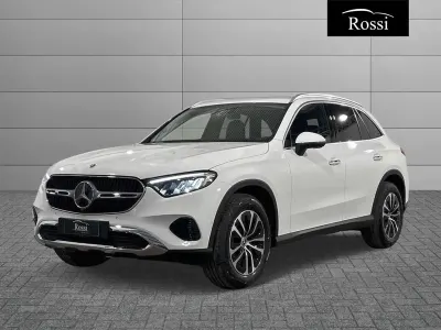 Nuova Mercedes GLC220 197 CV (144 kW) 2026 Bianco polare SUV