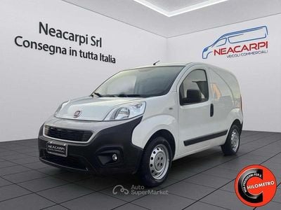 Usata Fiat Fiorino 77 CV (56 kW) 2018 Bianco pastello Monovolume