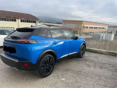 Usata Peugeot 2008 GT 131 CV (96 kW) 2024 Blu/azzurro SUV
