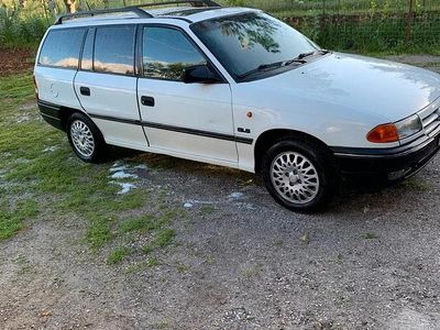 Occasion Opel Astra 57 ch (41 kW) 1991 Berline