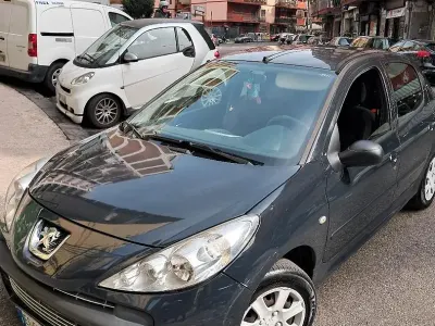 Usata Peugeot 206+ 60 CV (44 kW) 2010 Nero Utilitaria