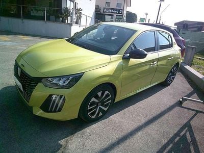 Nuova Peugeot 208 Active 75 CV (55 kW) 2025 Giallo Utilitaria