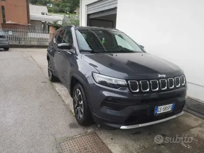 Gebraucht Jeep Compass 131 PS (96 kW) 2021 Grau SUV