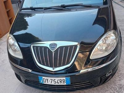 Usata Lancia Musa 77 CV (56 kW) 2009 Nero Monovolume