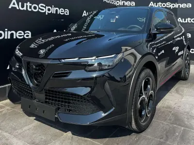 Nuova Alfa Romeo GT Junior Edizione Speciale 145 CV (106 kW) 2026 Nero SUV
