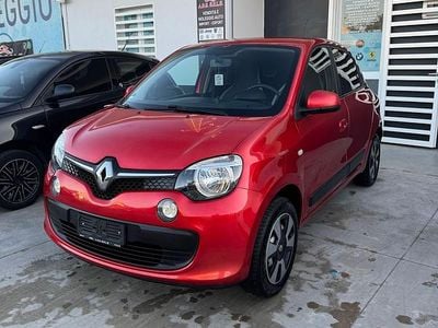 Usata Renault Twingo SE 72 CV (52 kW) 2015 Rosso Utilitaria