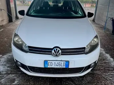 Usata VW Golf VI United 80 CV (58 kW) 2011 Bianco Utilitaria