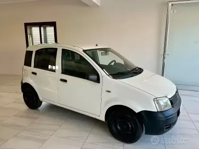 Usata Fiat Panda 54 CV (39 kW) 2007 Bianco Utilitaria