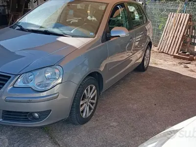 Usata VW Polo Comfortline 69 CV (50 kW) 2008 Grigio Utilitaria