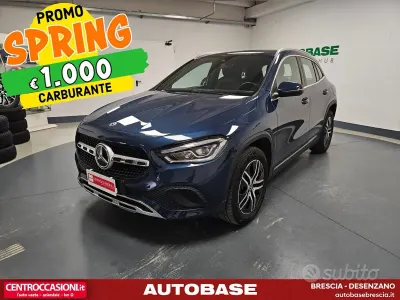 Begagnad Mercedes GLA200 150 HK (110 kW) 2023 Blå SUV