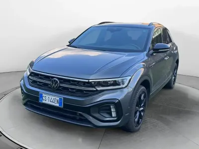Usata VW T-Roc R-line 150 CV (110 kW) 2023 Gray SUV