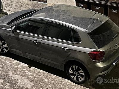 Usata VW Polo Comfortline 80 CV (58 kW) 2019 Grigio Berlina
