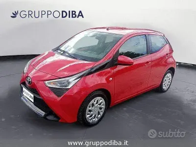 Second-hand Toyota Aygo Cool 72 CP (52 kW) 2019 Roșu Hatchback