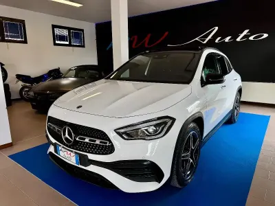 Usata Mercedes GLA200 Premium 150 CV (110 kW) 2021 Bianco SUV