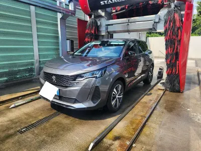 Usata Peugeot 3008 Allure 131 CV (96 kW) 2022 SUV