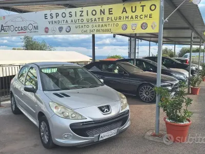 Usata Peugeot 206+ 68 CV (50 kW) 2010 Grigio Utilitaria