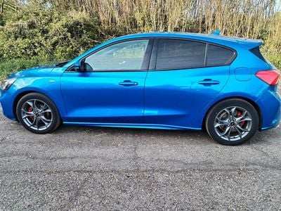 Begagnad Ford Focus ST-Line 120 HK (88 kW) 2020 Blå Sedan