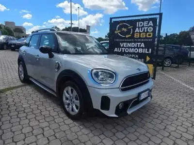 Käytetty Mini Cooper S Countryman Business 125 HP (91 kW) 2022 Hopea Katumaasturi