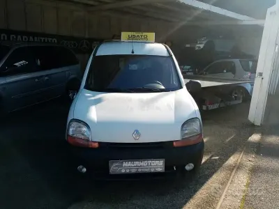 Usata Renault Kangoo 75 CV (55 kW) 1999 Bianco Monovolume