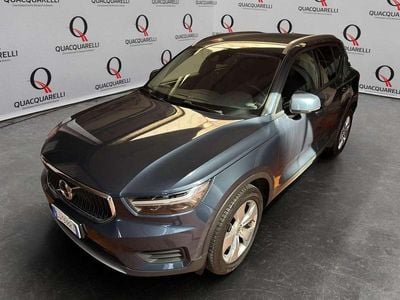 Usata Volvo XC40 Momentum 163 CV (119 kW) 2022 Grigio SUV
