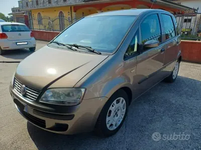 Usata Fiat Idea 80 CV (58 kW) 2009 Marrone Monovolume