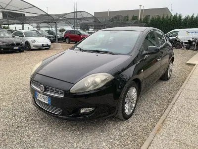 Usata Fiat Bravo Emotion 90 CV (66 kW) 2011 Nero Utilitaria