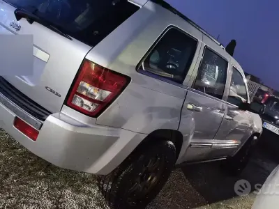 Usata Jeep Grand Cherokee Limited 218 CV (160 kW) 2007 Grigio SUV