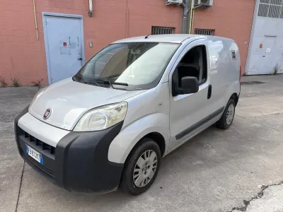 Usata Fiat Fiorino 75 CV (55 kW) 2015 Grigio Monovolume